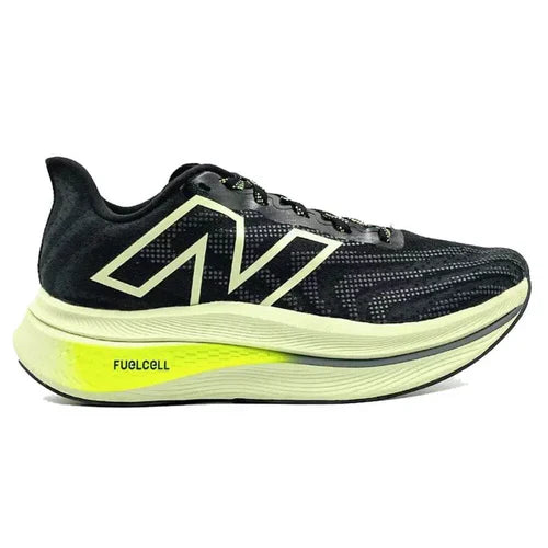 NIKE New Balance Fuelcell Trainer v2