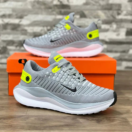 NIKE REACT INFINITY RUN 4